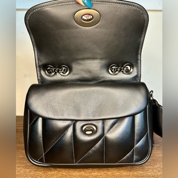 S⭕️LD‼️New Coach Pillow Madison Shoulder Bag With Quilting in Black - Picture 7 of 12